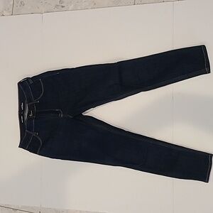 NWOT - Old Navy Super Skinny High-Rise